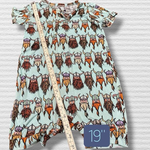 Dreamiere Bamboo Short Sleeve Romper 2/3T Viking Print Bearded Helmets *Play* - Picture 6 of 9